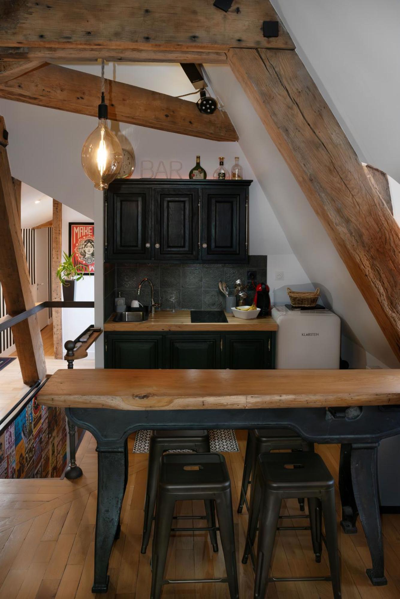 Appartement Loft dans le clocher face au chateau à Bonnelles Extérieur photo